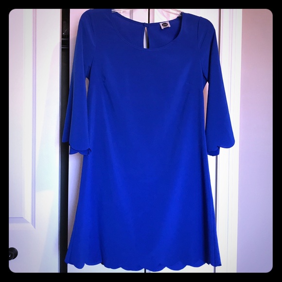 Scalloped Dress - Picture 1 of 5